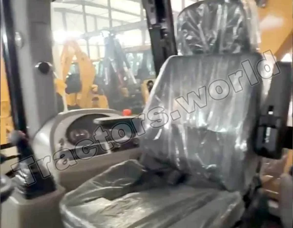 Massive 4CX Backhoe Loader In Jamaica