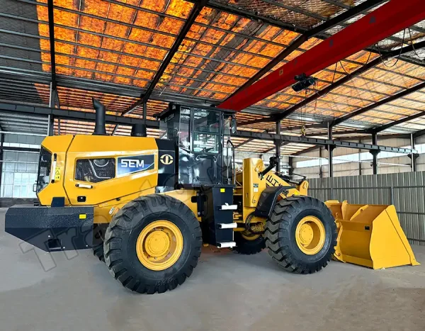 SEM 655F Wheel Loader In Jamaica