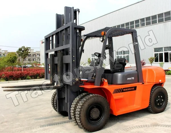 Massive CPCD70 Forklift In Jamaica