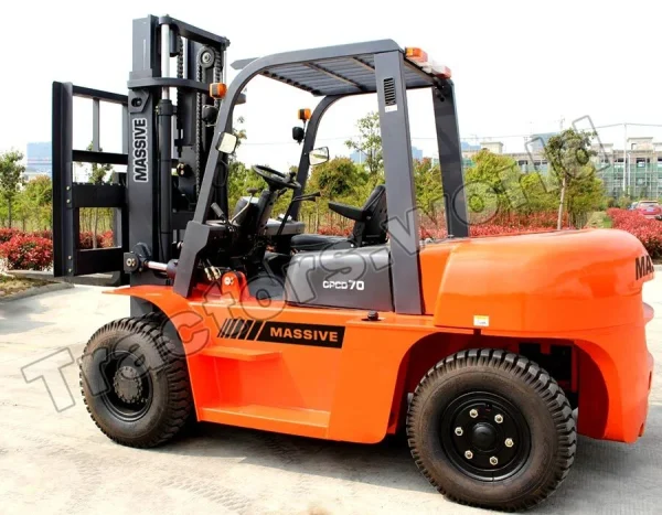 Massive CPCD70 Forklift In Jamaica